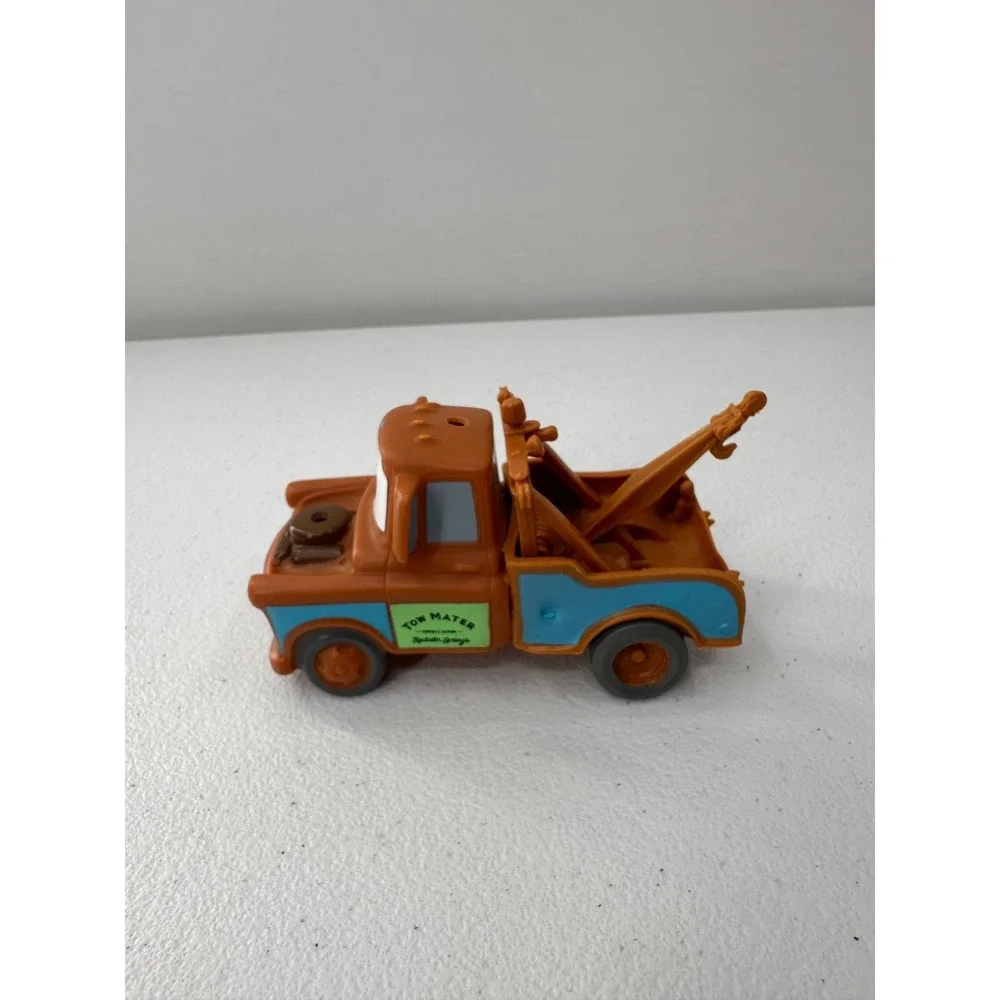 SwimWays Disney Pixar Cars Tow Mater Toy Truck Brown Blue Radiator Springs 4.5in